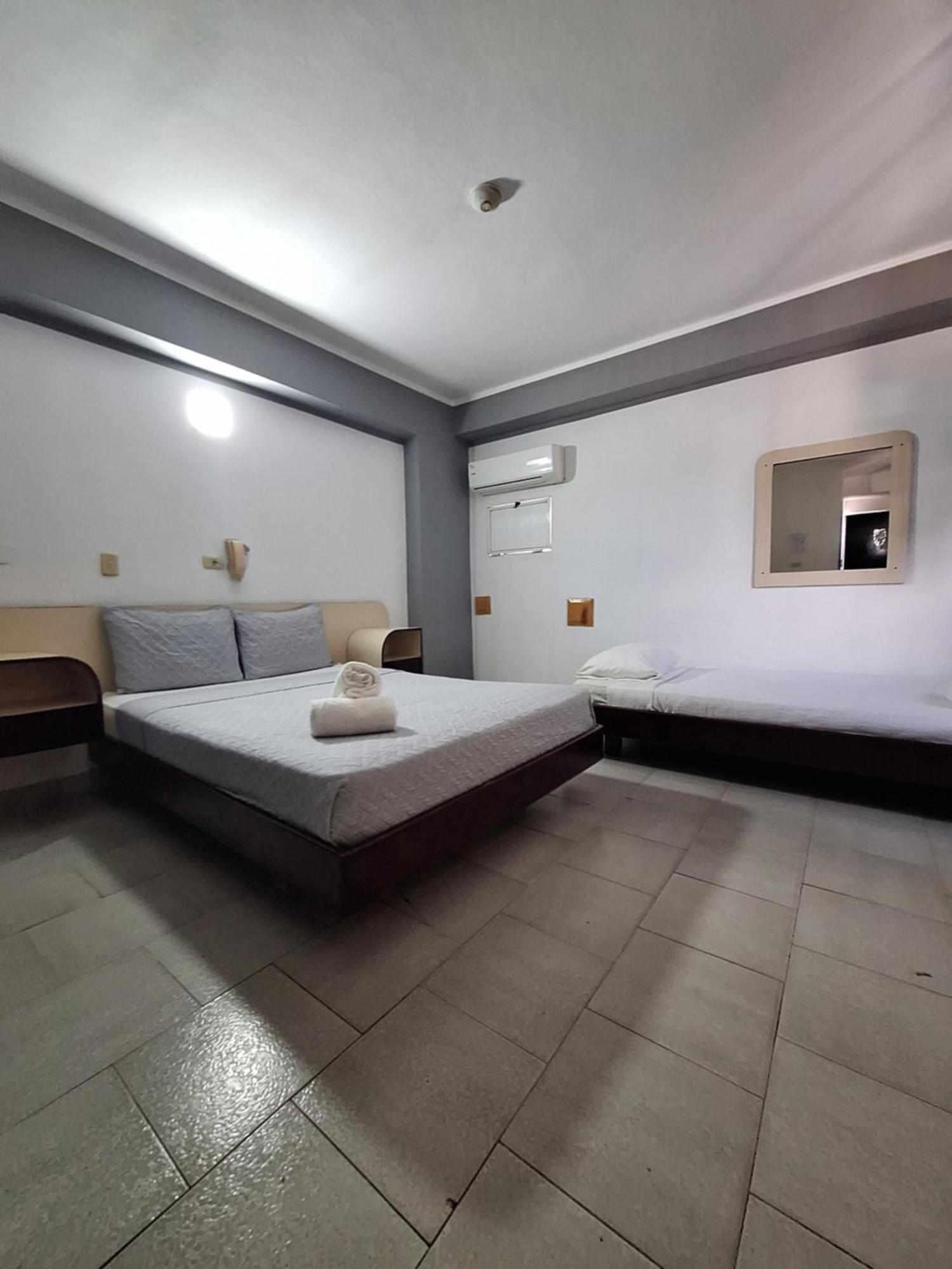 Hotel Jupiter El Morro de Barcelona Exterior foto